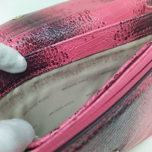 Michael Kors Pink Leather Python Printed Chain Strap Crossbody Bag - Picture 15 of 16